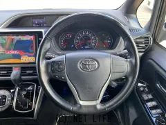 トヨタ ヴォクシー