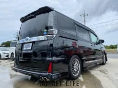 トヨタ ヴォクシー