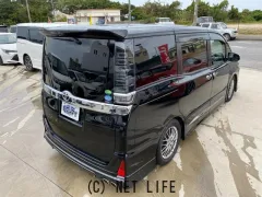 トヨタ ヴォクシー