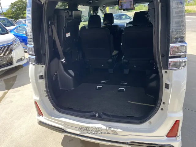 トヨタ ヴォクシー