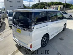 トヨタ ヴォクシー