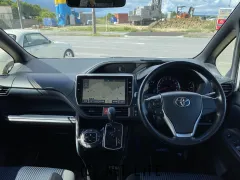 トヨタ ヴォクシー