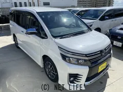 トヨタ ヴォクシー