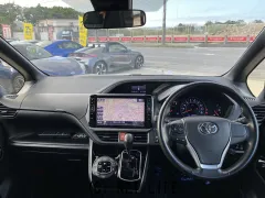 トヨタ ヴォクシー