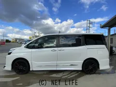 トヨタ ヴォクシー