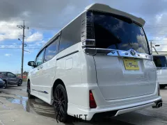 トヨタ ヴォクシー