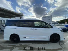 トヨタ ヴォクシー