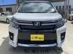 トヨタ ヴォクシー