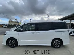 トヨタ ヴォクシー