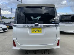 トヨタ ヴォクシー