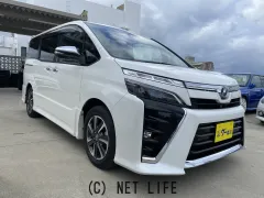 トヨタ ヴォクシー