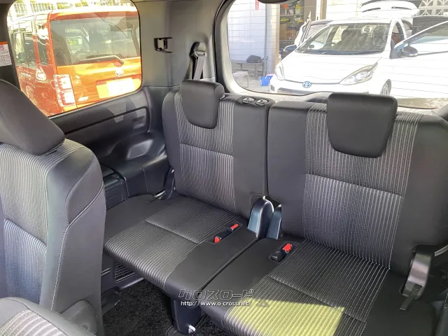 トヨタ ヴォクシー