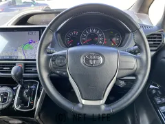 トヨタ ヴォクシー