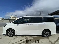 トヨタ ヴォクシー