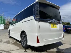 トヨタ ヴォクシー