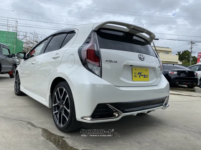 トヨタ アクア