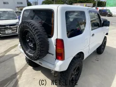 スズキ ジムニー