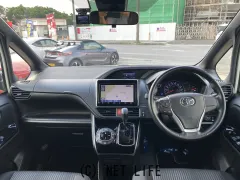 トヨタ ヴォクシー