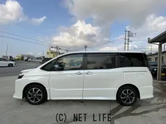 トヨタ ヴォクシー