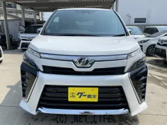 トヨタ ヴォクシー