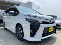 トヨタ ヴォクシー