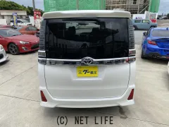 トヨタ ヴォクシー