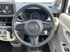 ダイハツ ムーヴ