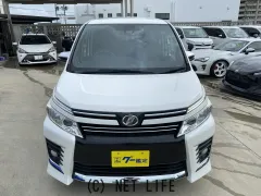トヨタ ヴォクシー