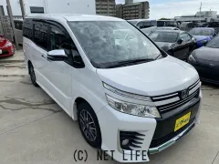 トヨタ ヴォクシー