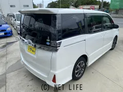 トヨタ ヴォクシー