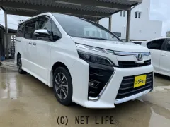 トヨタ ヴォクシー