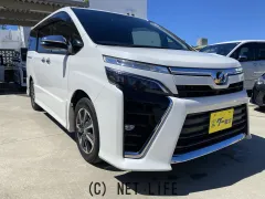 トヨタ ヴォクシー