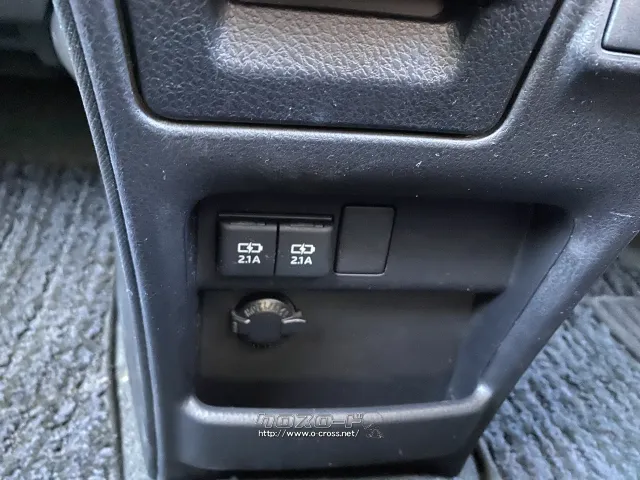 トヨタ ヴォクシー