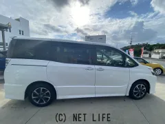 トヨタ ヴォクシー