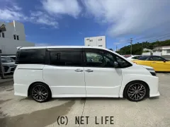 トヨタ ヴォクシー