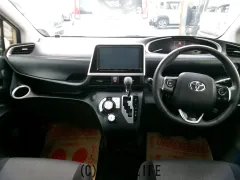 トヨタ シエンタ