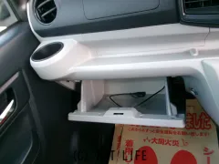 ダイハツ ミライース