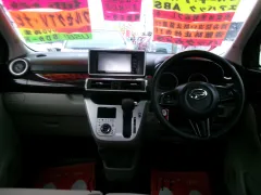 ダイハツ キャスト