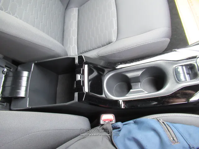 トヨタ カローラスポーツ