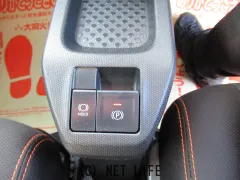 ダイハツ タフト