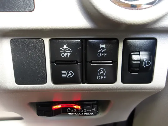 ダイハツ キャスト