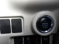 ダイハツ キャスト