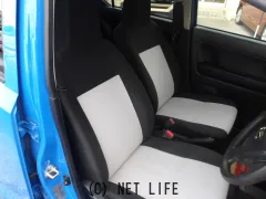 ダイハツ ミライース