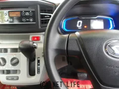 ダイハツ ミライース