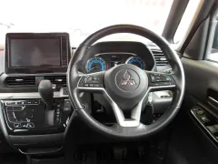 三菱 デリカミニ