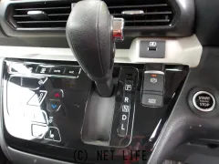 三菱 デリカミニ