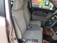 ダイハツ キャスト