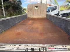 日野自動車 デュトロ