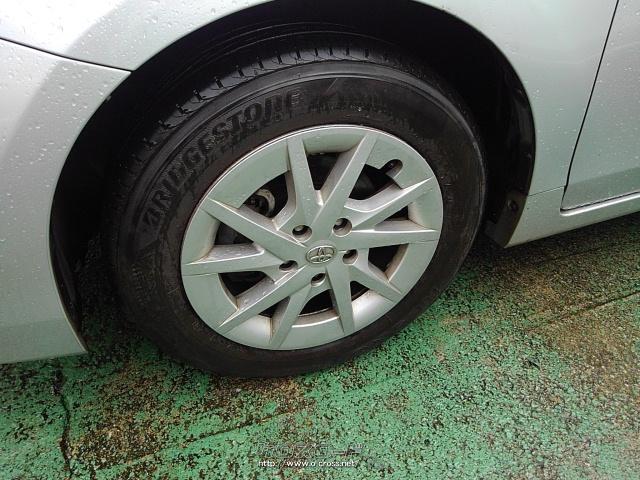 トヨタ プリウスα