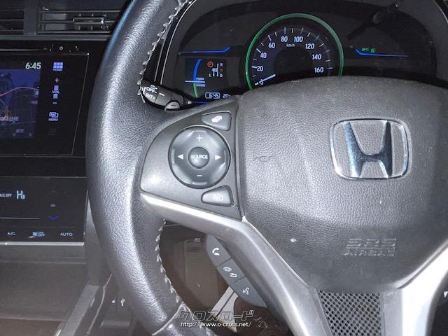 ハンドル左にはステアリングスイッチが搭載されております。 ホンダ シャトル